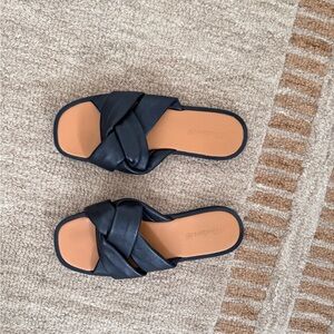 Madewell black leather sandals